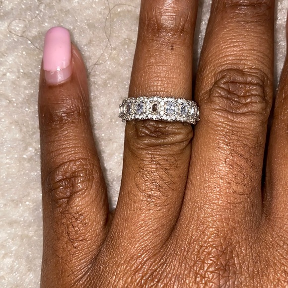 Diamond band - Picture 3 of 4